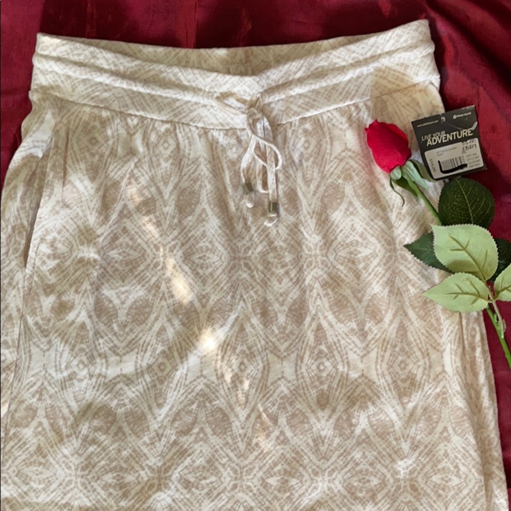 Women’s Skirt